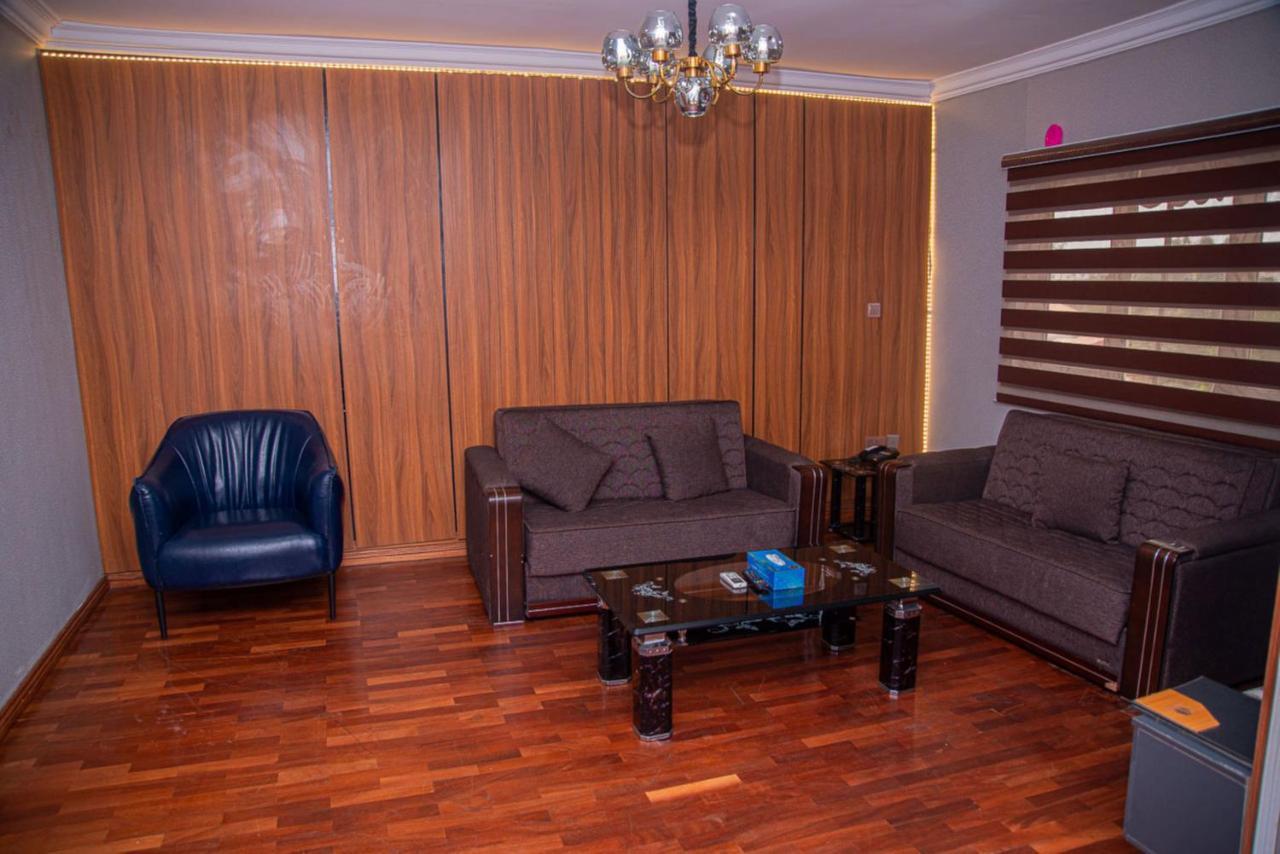 Mahogany Hotel And Suites Ібадан Екстер'єр фото